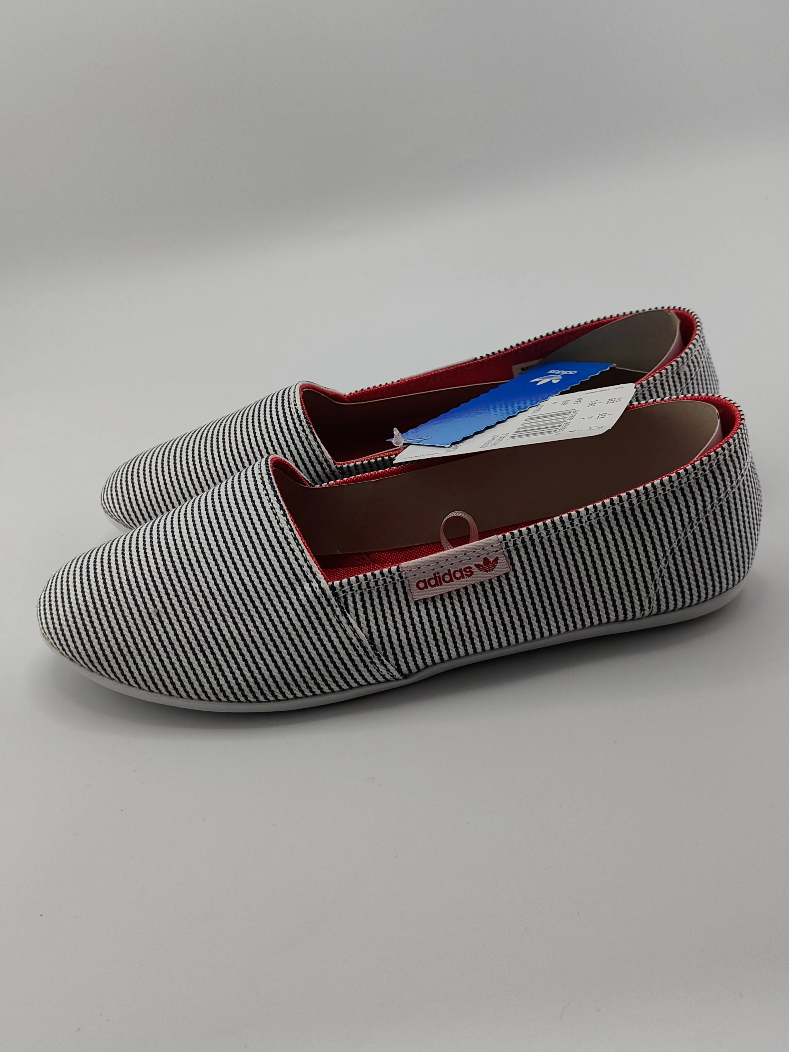 Adidas Originals Women's Flat Shoes 4