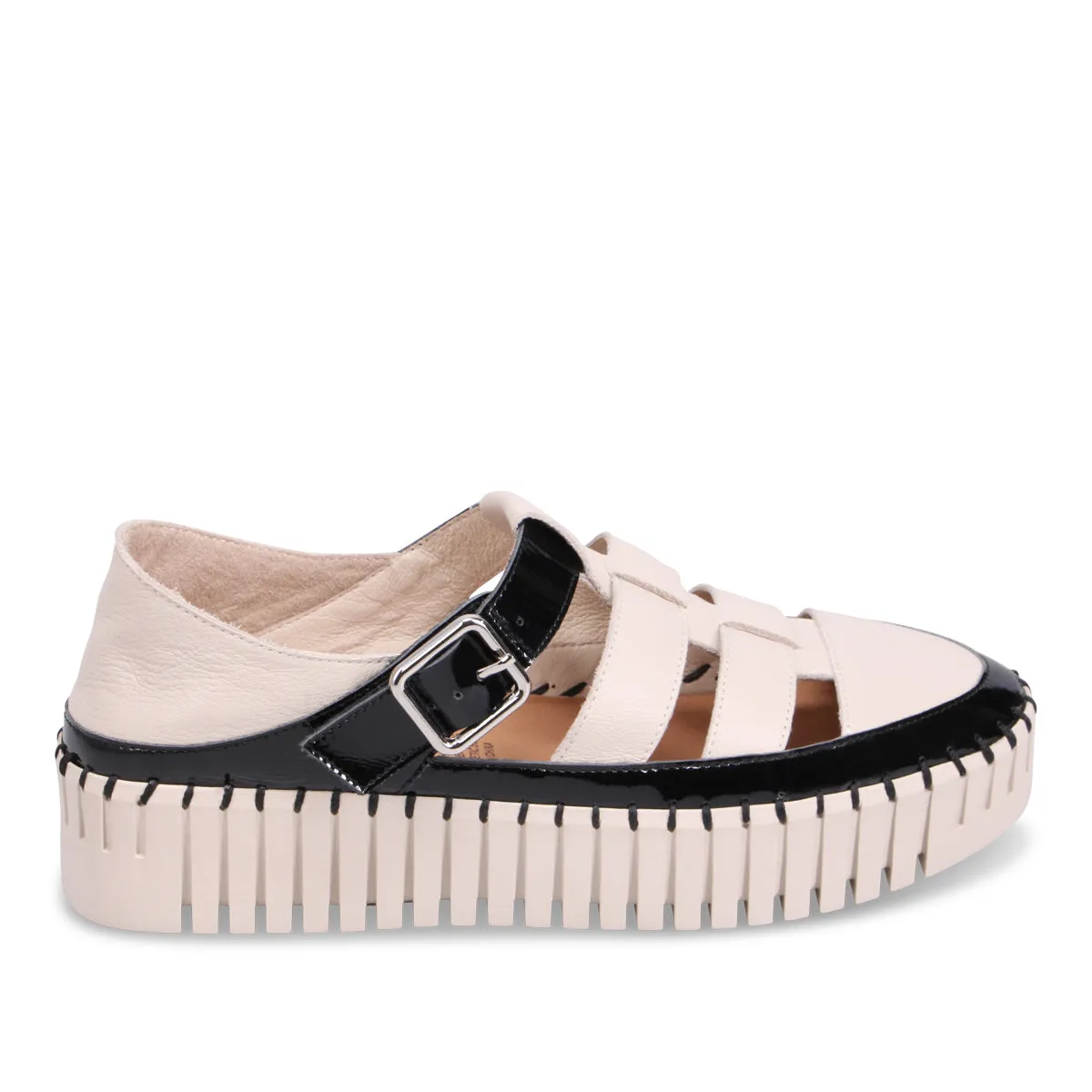 Baytown - Black/Almond