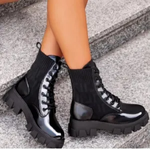 Sports Shoes