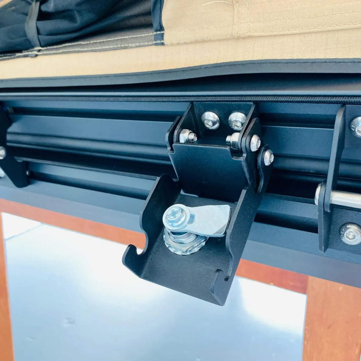 Deluxe Rooftop Tent - Pre Order Only
