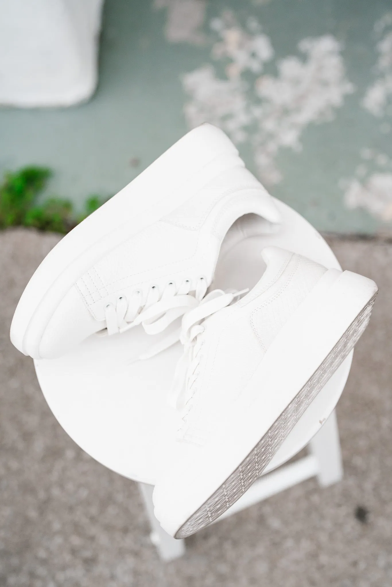 Ella Sneakers