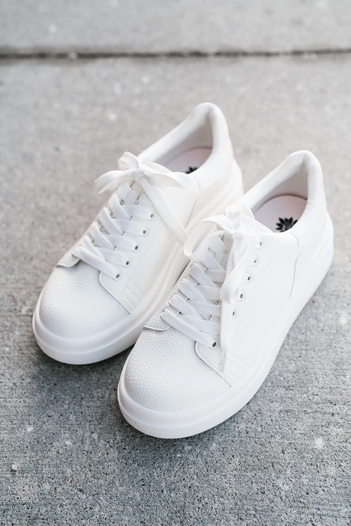 Ella Sneakers