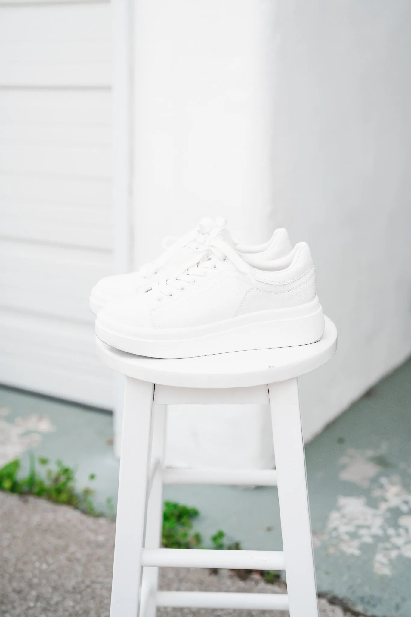 Ella Sneakers