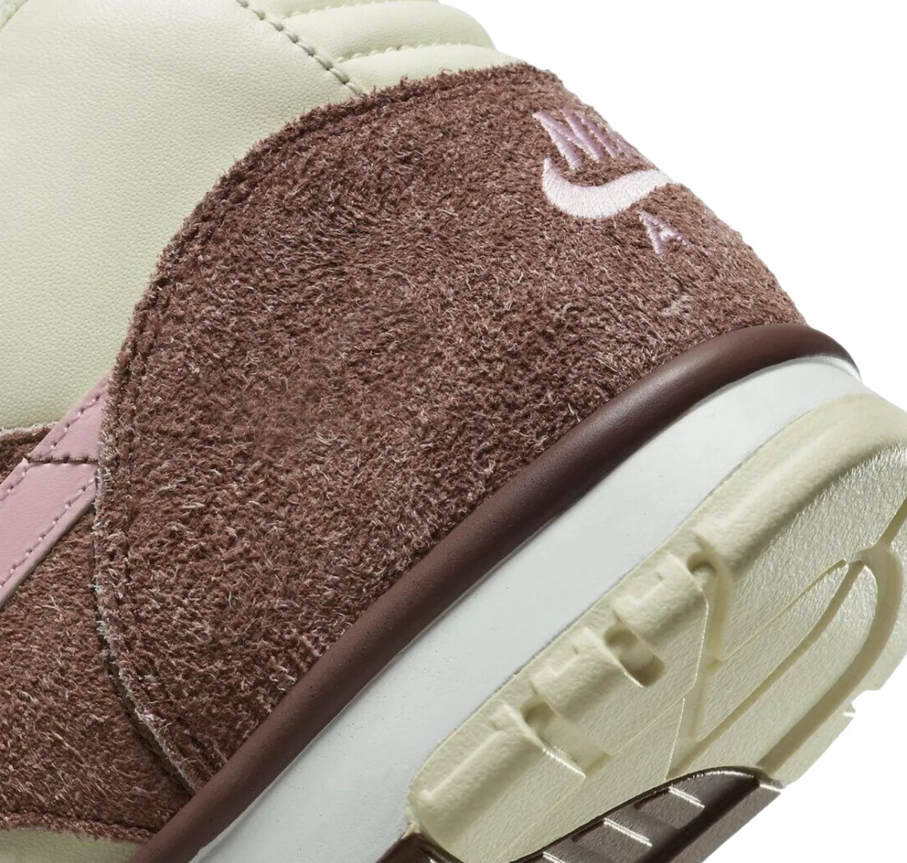 Mens Nike Air Trainer 1 Shoes Valentines Day