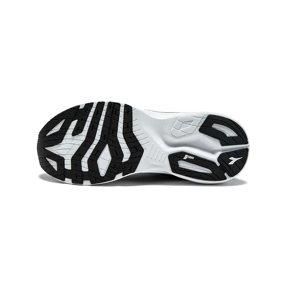 Men's Nucleo 2 Running Shoe - Black/White - Wide (2E)