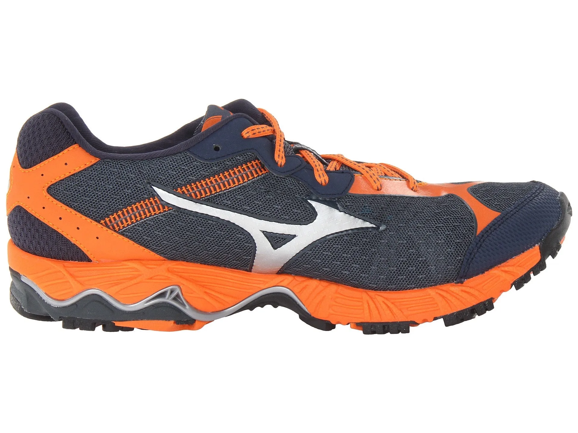 Mizuno Wave Ascend 8