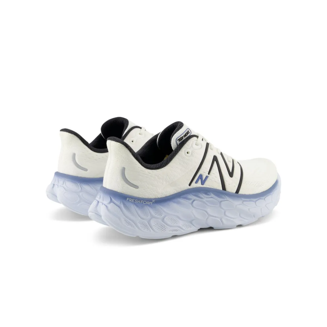 New Balance Men Fresh Foam More Running Shoe (Standard)