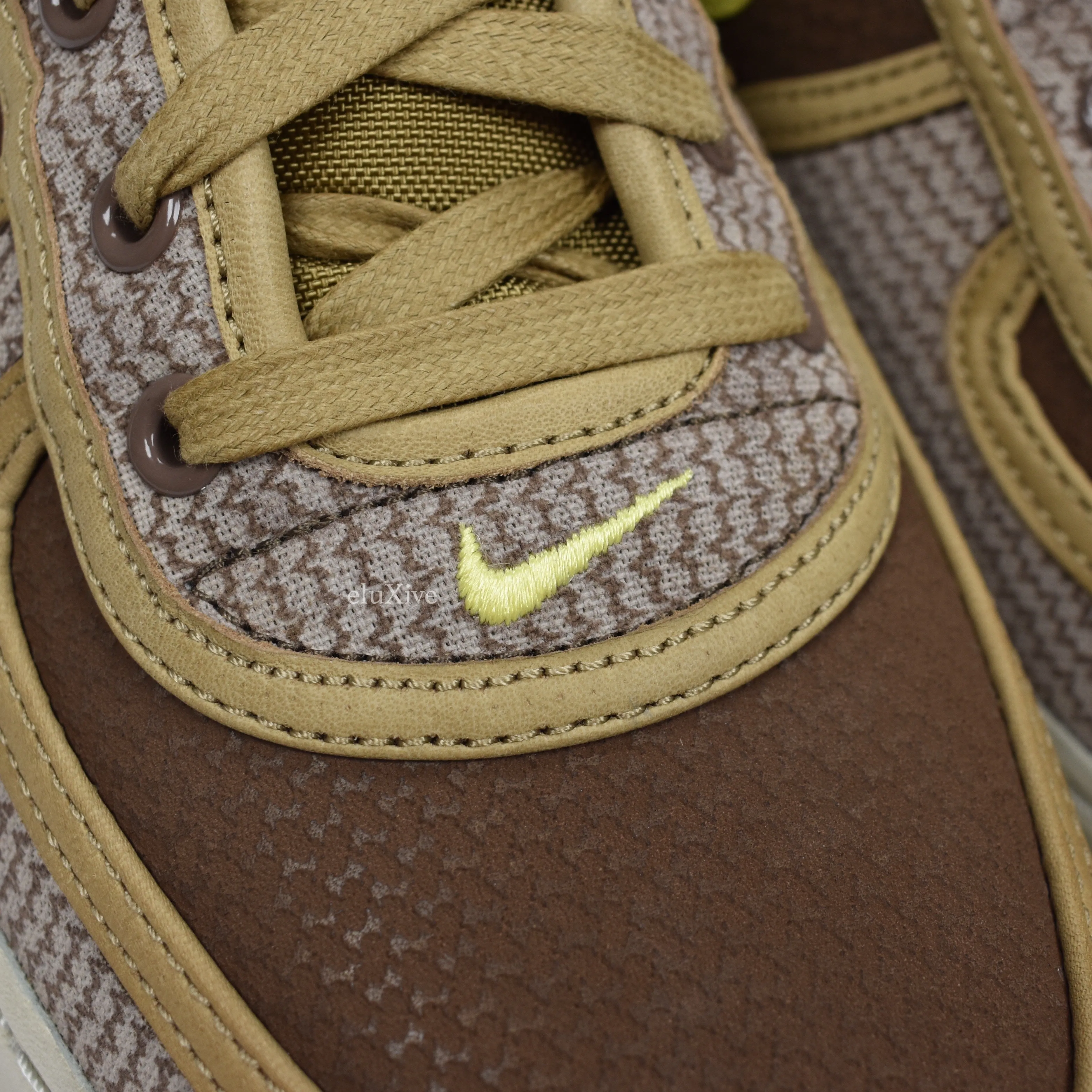 Nike x Undefeated - Air Force 1 Insideout Priority 'Canteen'