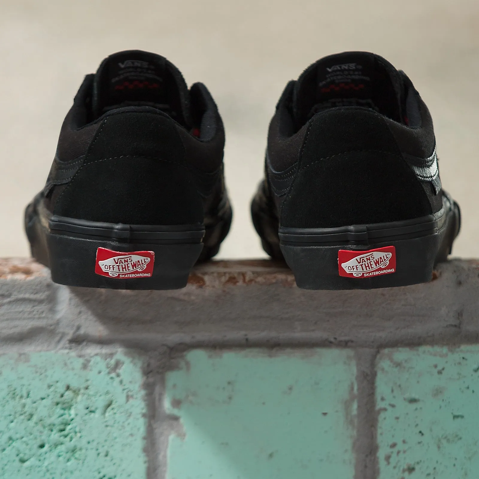 Vans Skate Sk8-Low Skateboard Shoe - Black/Black