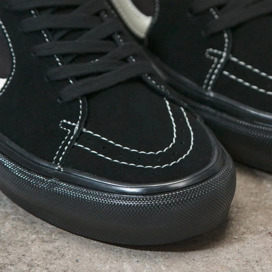 Vans Skate Sk8-Low Skateboard Shoe - Black/Marshmallow