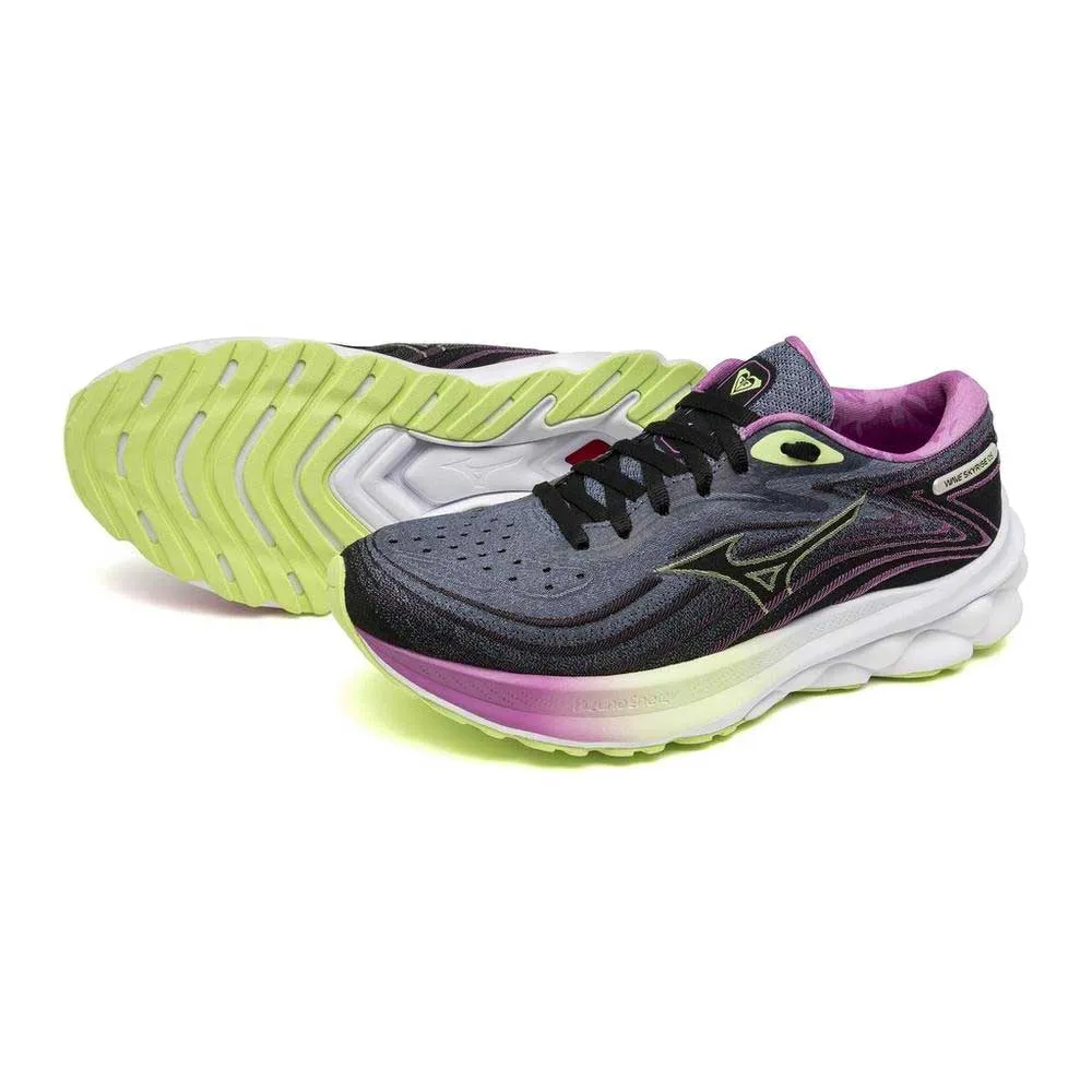 Women's Wave Skyrise 5 Roxy Running Shoe - Wild Wind/ Black - Regular (B)